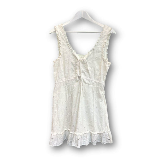 Urban Outfitters White Sleeveless Embroidered Mini Dress - #1008 - DEBRA Online