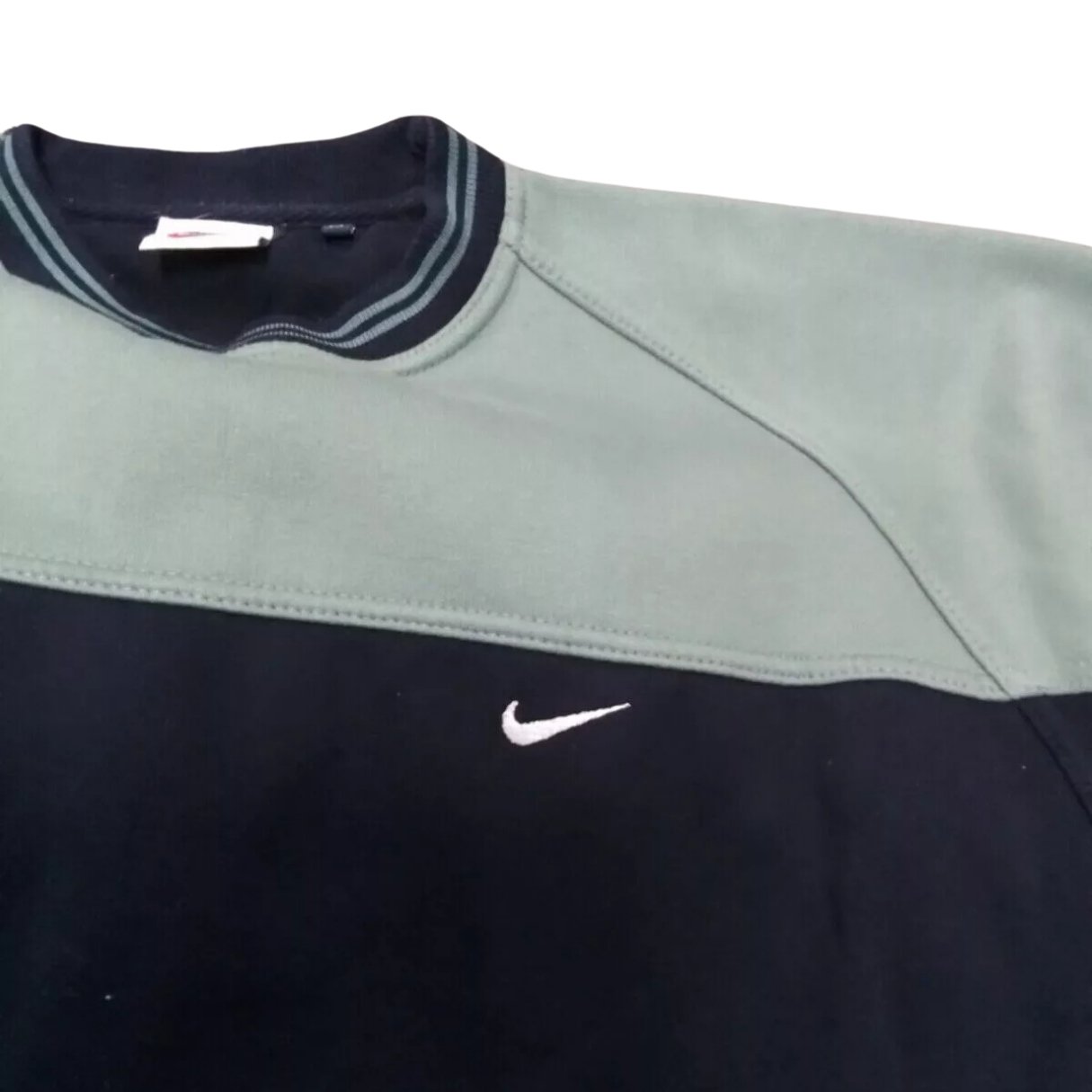 Vintage 90s Nike Teal and Navy Crewneck Sweater - #9001 - DEBRA Online